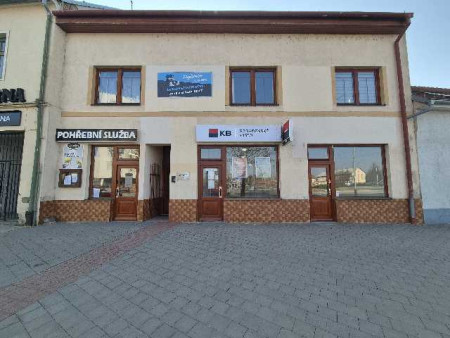 Pronájem kanceláře v centru města Židlochovice, na ul. náměstí Míru o CP 37 m2