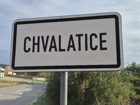 Prodej velmi udržované chaty v obci Chvalatice, v okrese Znojmo